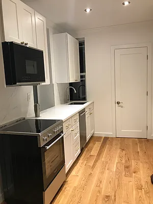 Rented by REAL New York | media 2