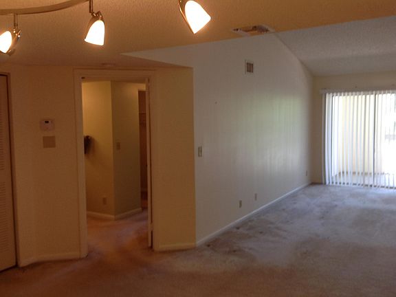 4th image of 9855 Westview Dr APT 724