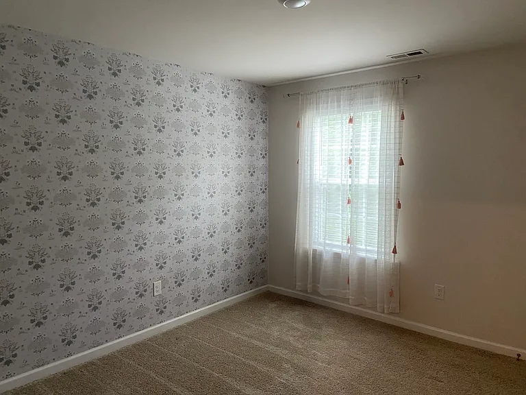 111 David Hill Dr — Photo 35