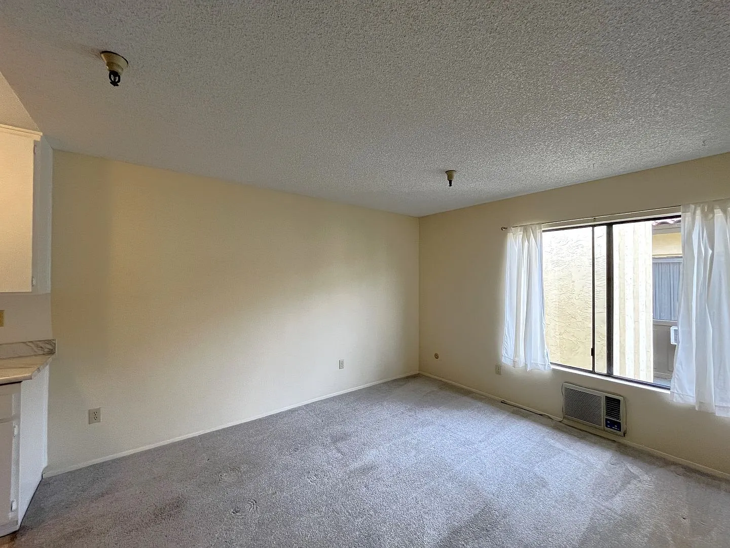 55+ Community - 1br/1ba Available For Rent In North Park! — Photo 4
