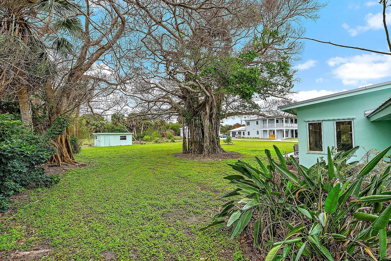 2 bed, 2200 sqft, $3,750 — Photo 3