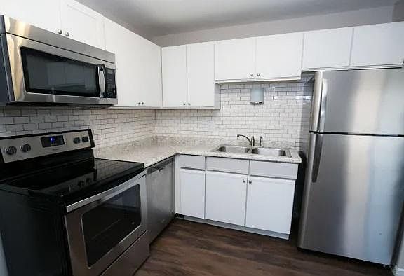 4th image of 482 Pedretti Ave APT 12