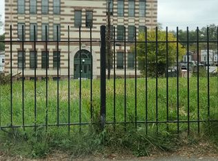 3904 Park Heights Ave, Baltimore, MD 21215