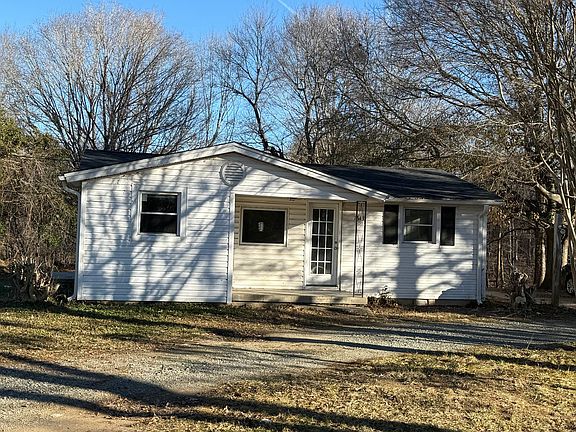 2nd image of 1343 Cox Ave #1