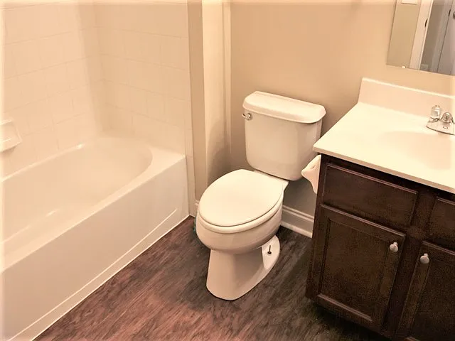 386 Hemhill Dr — Photo 11