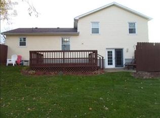 6017 Maple Hill Dr, Castalia, OH 44824