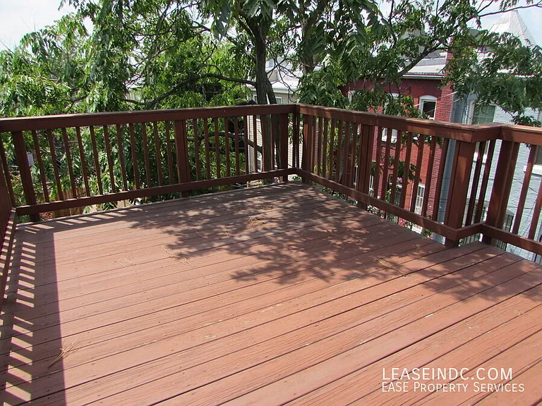 128 Adams St NW — Photo 27