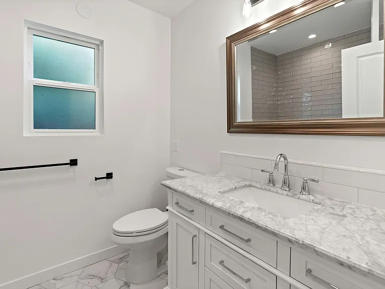 11414 Francis Pl — Photo 17