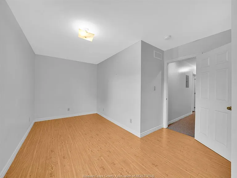 2929 Donnelly St — Photo 21