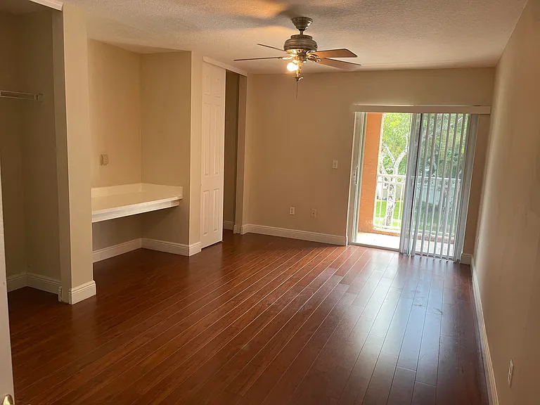 9828 Stover Way — Photo 23