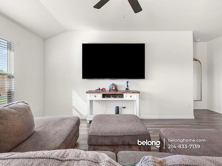 3505 Kingsview Dr — Photo 16