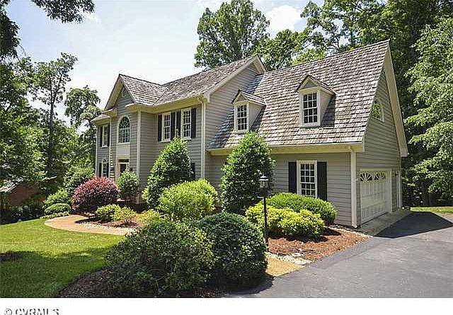 1st image of 2520 Whitecastle Dr