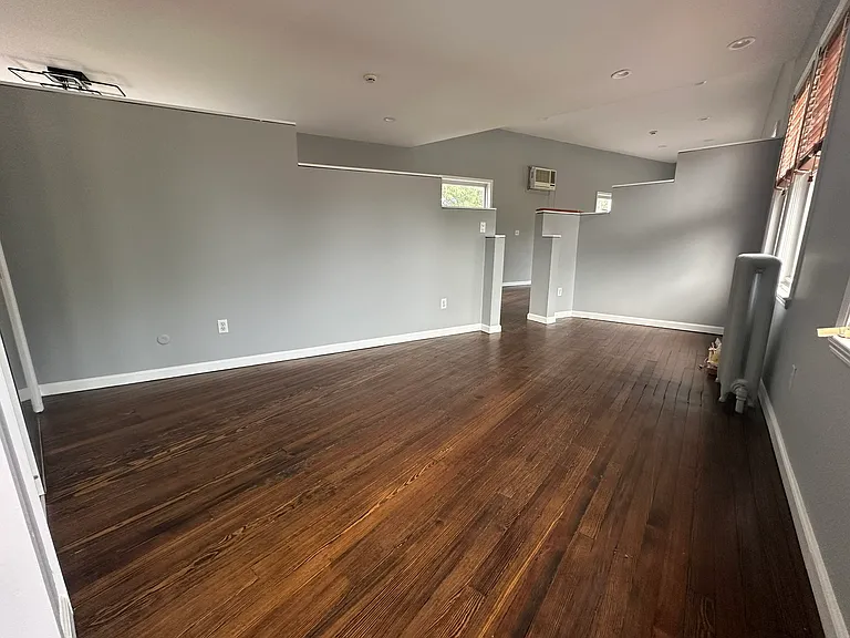 746 Bloomfield Ave #746 — Photo 11