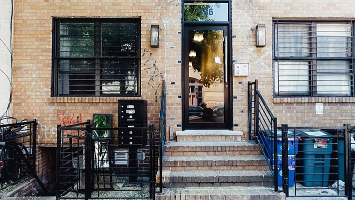 Rented by Nooklyn NYC LLC | media 23
