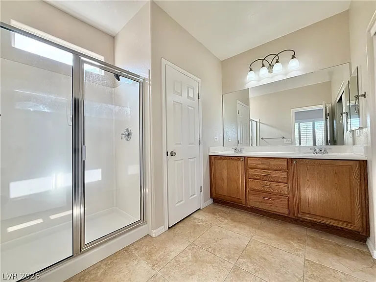 7421 Ravines Ave — Photo 10
