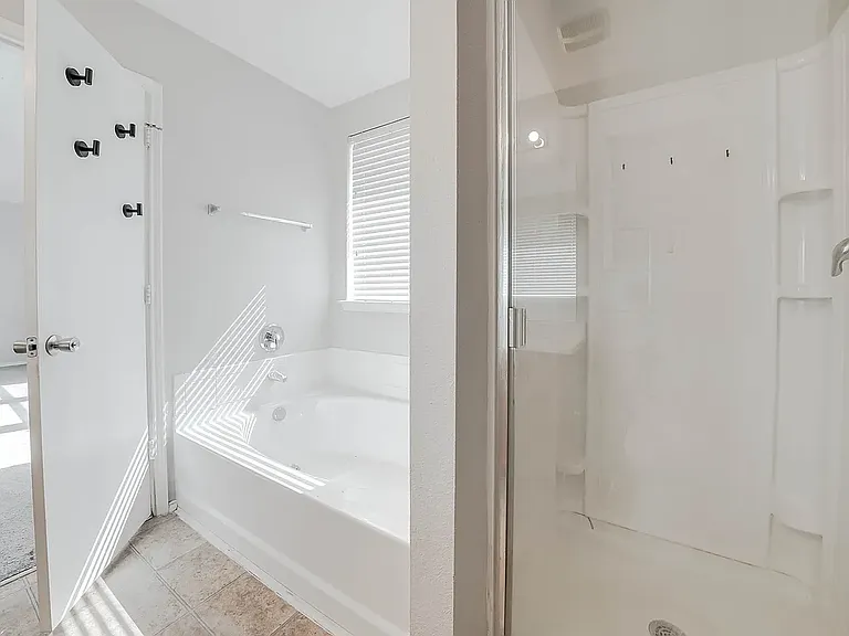 329 Highland Glen Dr — Photo 18
