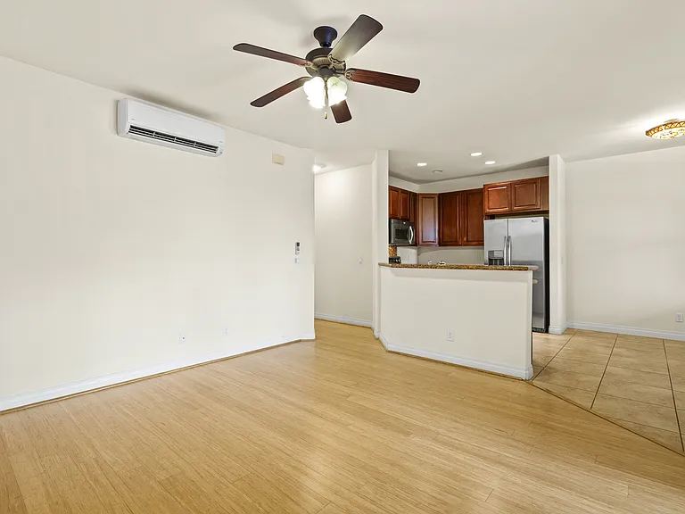 23 One Hali Ln #LANE8-202 — Photo 5