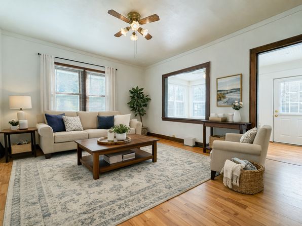 2718 Commercial Ave #1