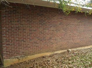 7 Johnson Ln, Bassfield, MS 39421