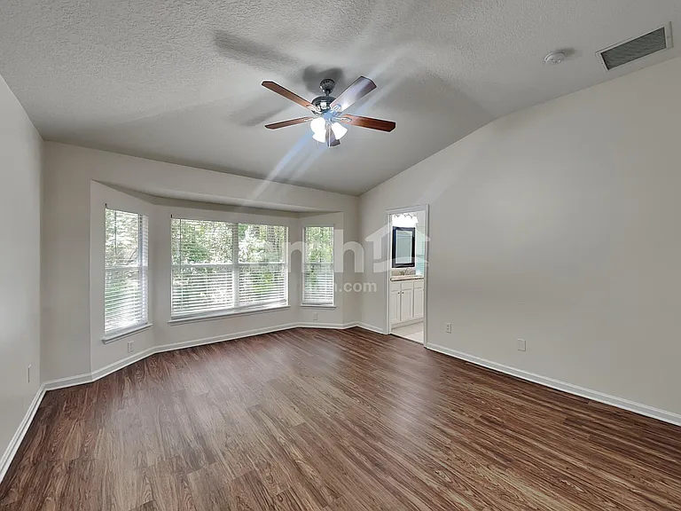 1020 Beckingham Dr — Photo 8
