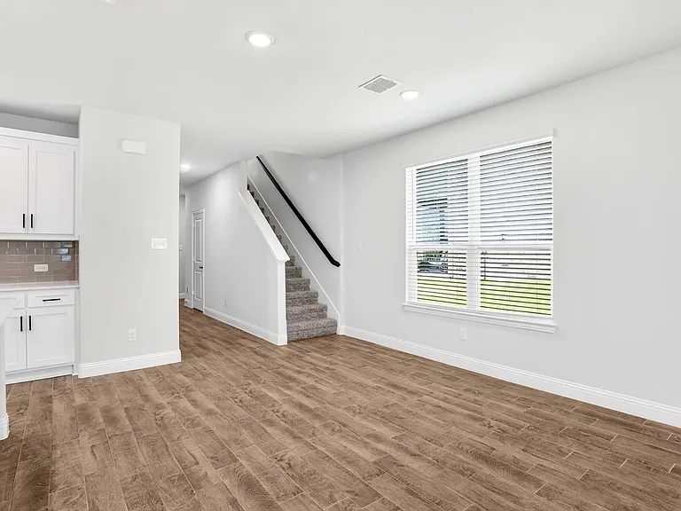 916 Lido Ln — Photo 21
