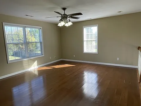 2633 Suffolk Dr — Photo 12