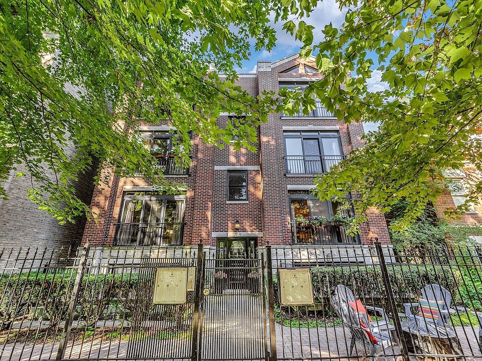 1st image of 1242 N Maplewood Ave #2N