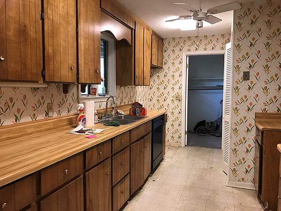 4th image of 106 Alder Cir