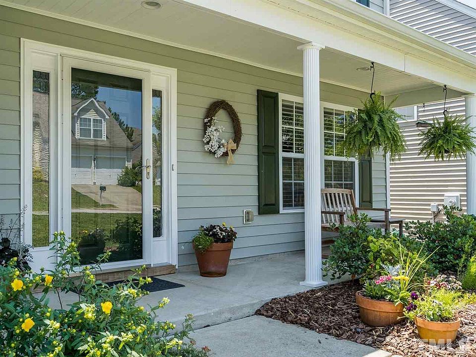 1st image of 309 Pyracantha Dr