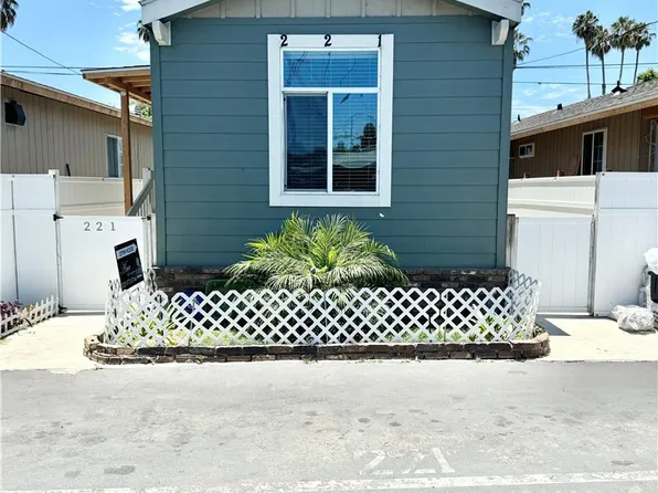 400 E Arbor St #221, Long Beach, CA 90805