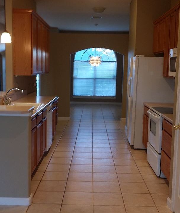 1st image of 1721 Loch Leven Ct