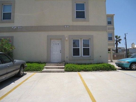 5th image of 129 E Cora Lee Dr #100