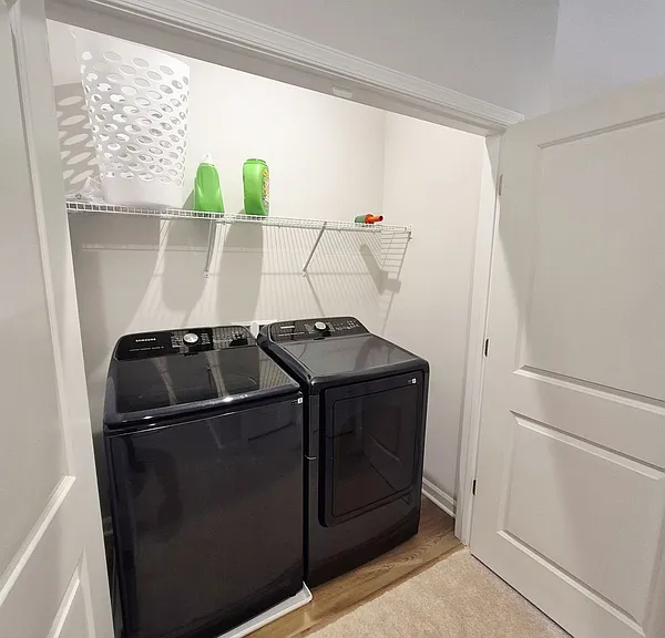 648 Brookwood Glen Ter #B — Photo 41