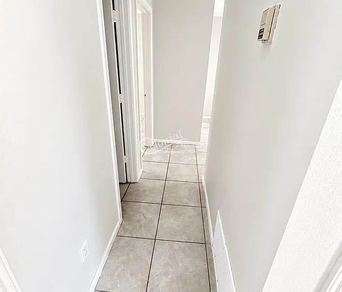 1501 Benttree Dr #B — Photo 7