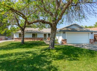 11524 Norton Ln, Redding, CA 96003