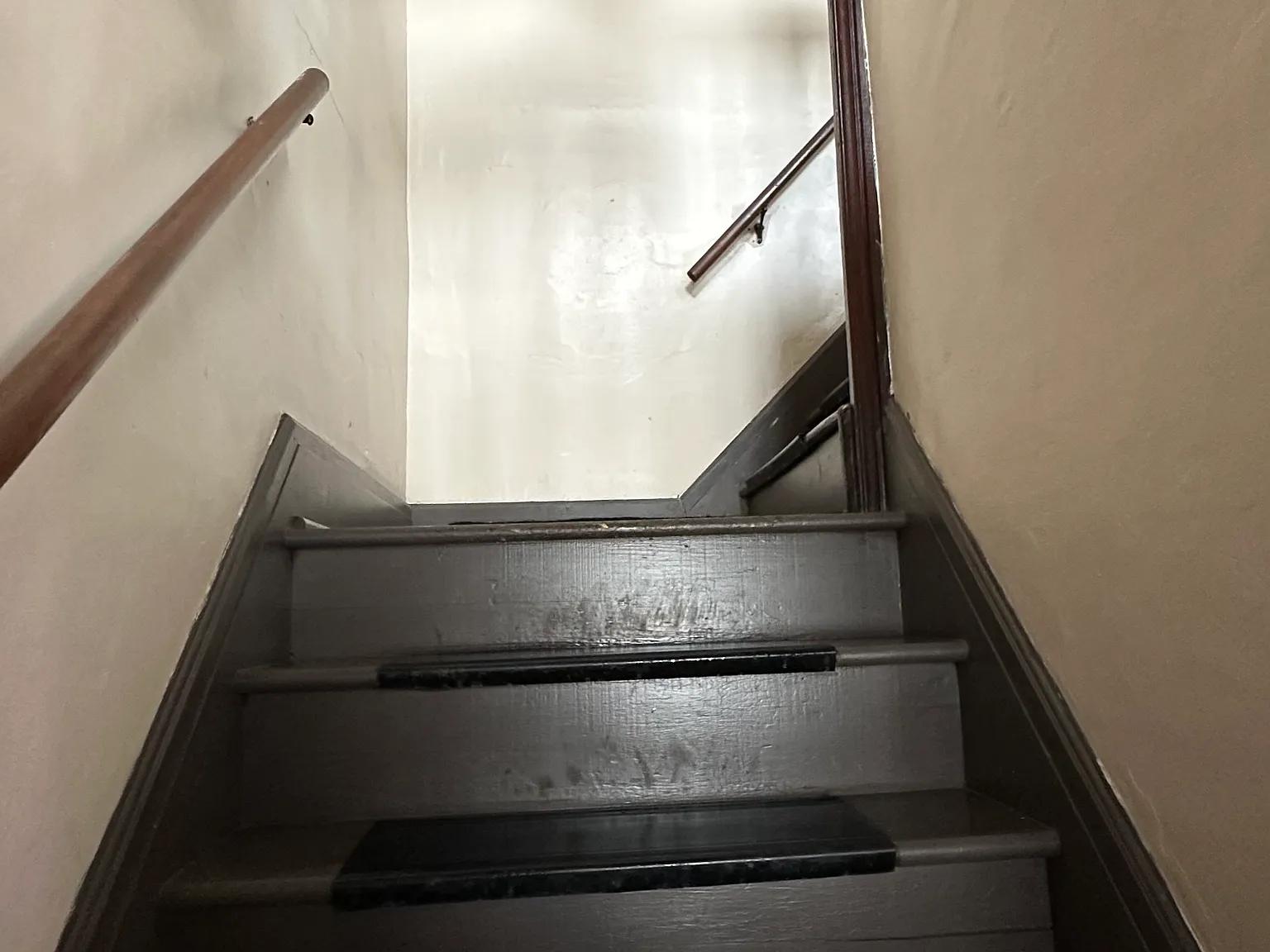 2 bed, $1,300 — Photo 4