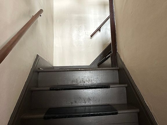 4th image of 210 Southside Pkwy Unit 2