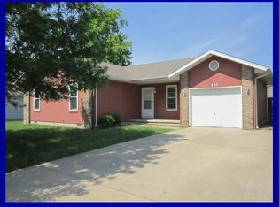 607 S Sunrise St, Strafford, MO 65757