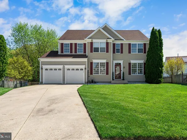 2804 Moorhen Ct, Waldorf, MD 20601