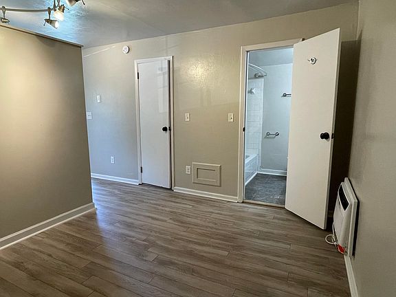 4th image of 601 Janette Ave SW APT 5