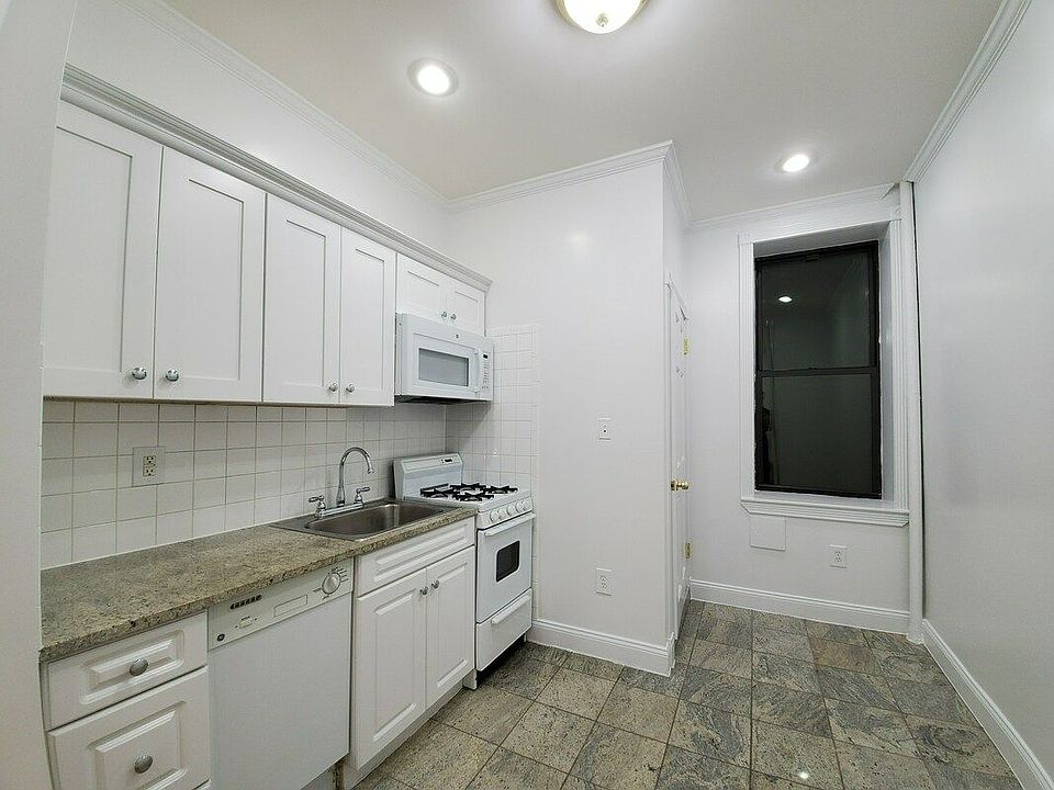 1st image of 212 W 17th St #A