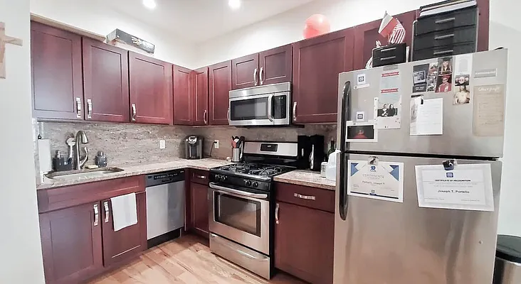 Rented by Ulas Real Estates Inc | media 10