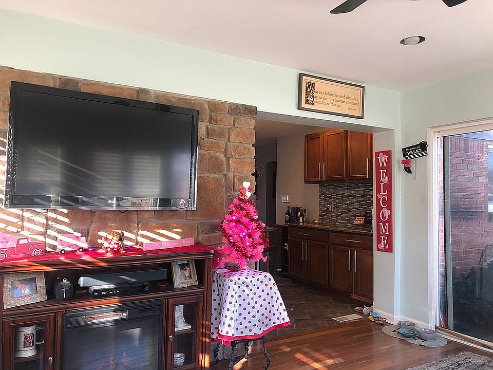 1st image of 28882 Patricia Ave
