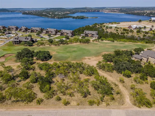 122 Cliffs Dr, Graford, TX 76449