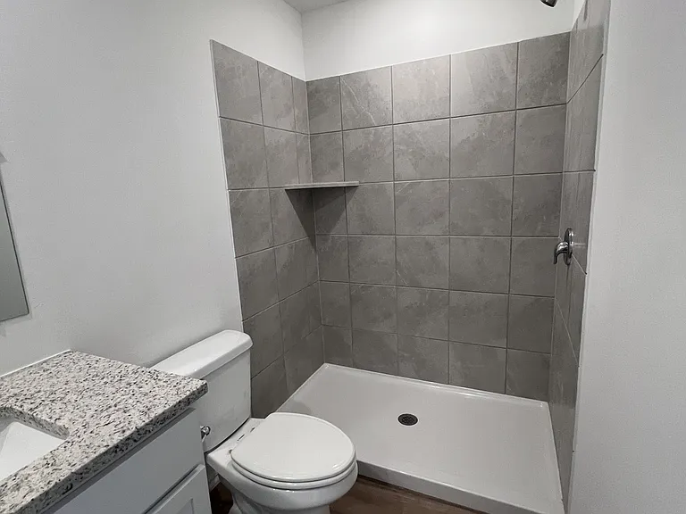2317 Wolford Ct — Photo 12