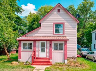 614 Church St, Fowlerville, MI 48836