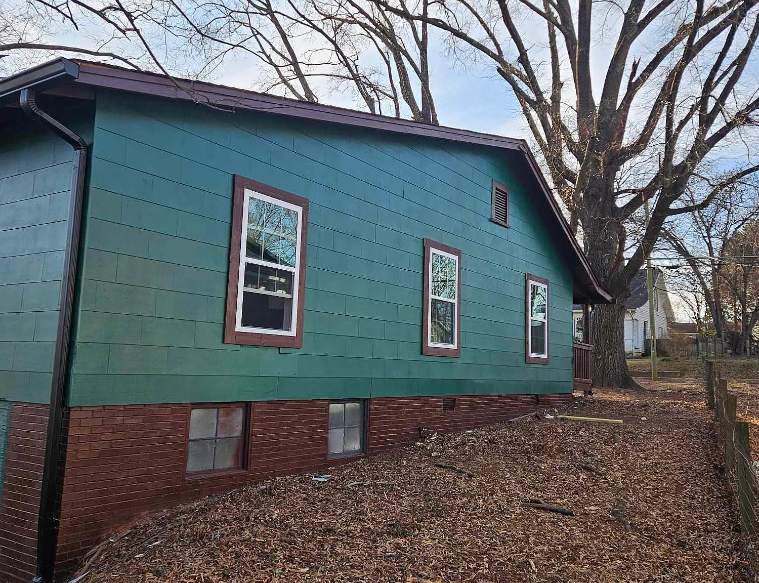 607 14th St SW, Hickory, North Carolina 28602 — Photo 2