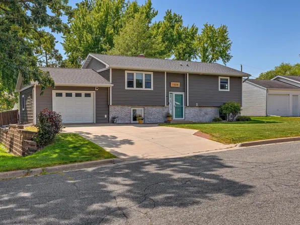 1028 Well STREET, Onalaska, WI 54650