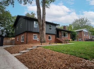 5822 Brookhaven Rd, Charlotte, NC 28210