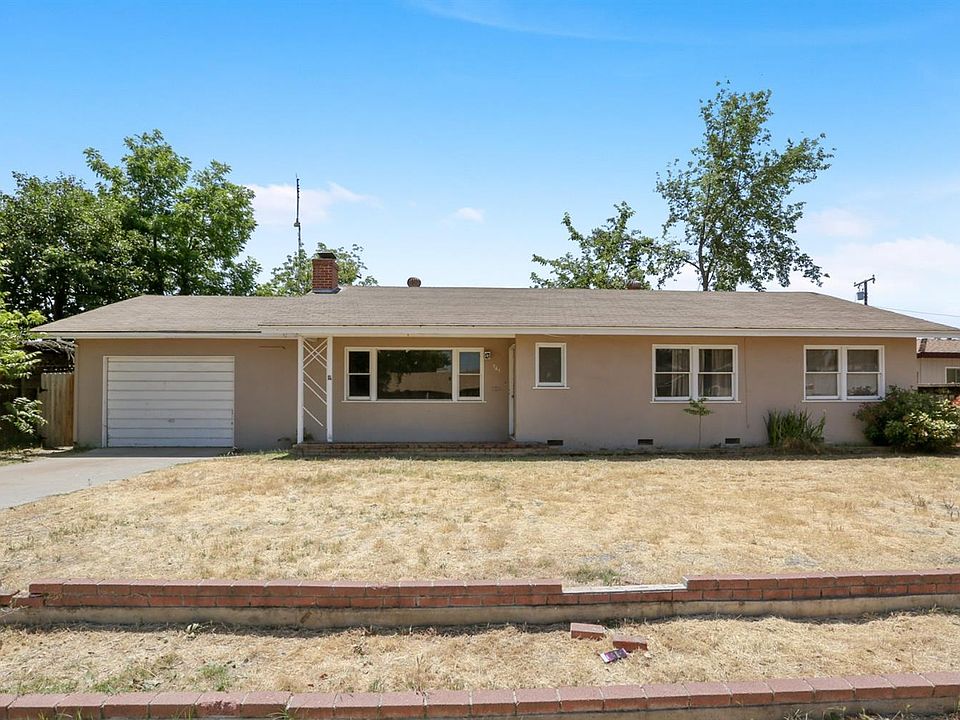 1st image of 741 W Iris Ave